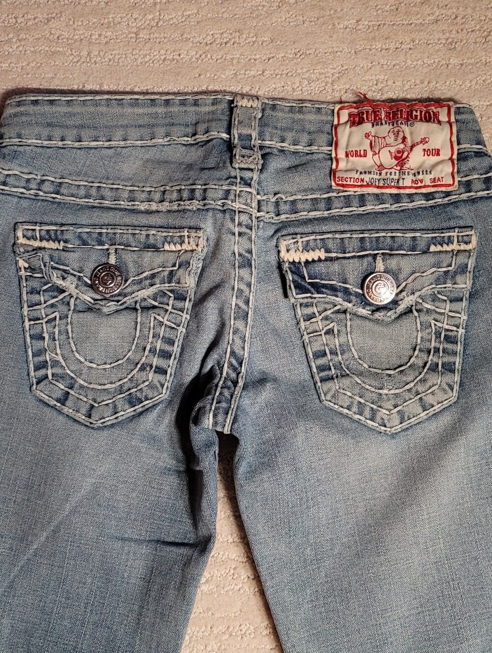 True Religion Light Wash Skinny Jeans with Signature Pocket Stitching